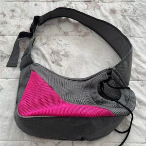 NWOT Gray and Pink mesh shoulder bag sling Crossbody Bag adjustable strap zipper
